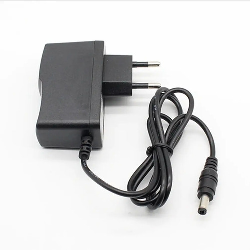 Cargador Fuente De Alimentación 5v 1a Con Conector 5.5x2.5mm 4