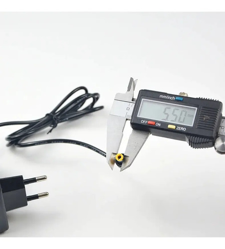 Cargador Fuente De Alimentación 5v 1a Con Conector 5.5x2.5mm 5