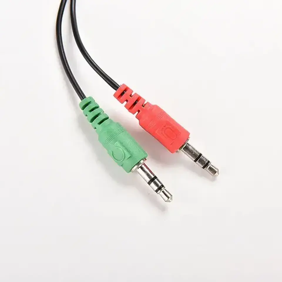 Conector Divisor De 3.5mm Audifonos Y Micrófono 7