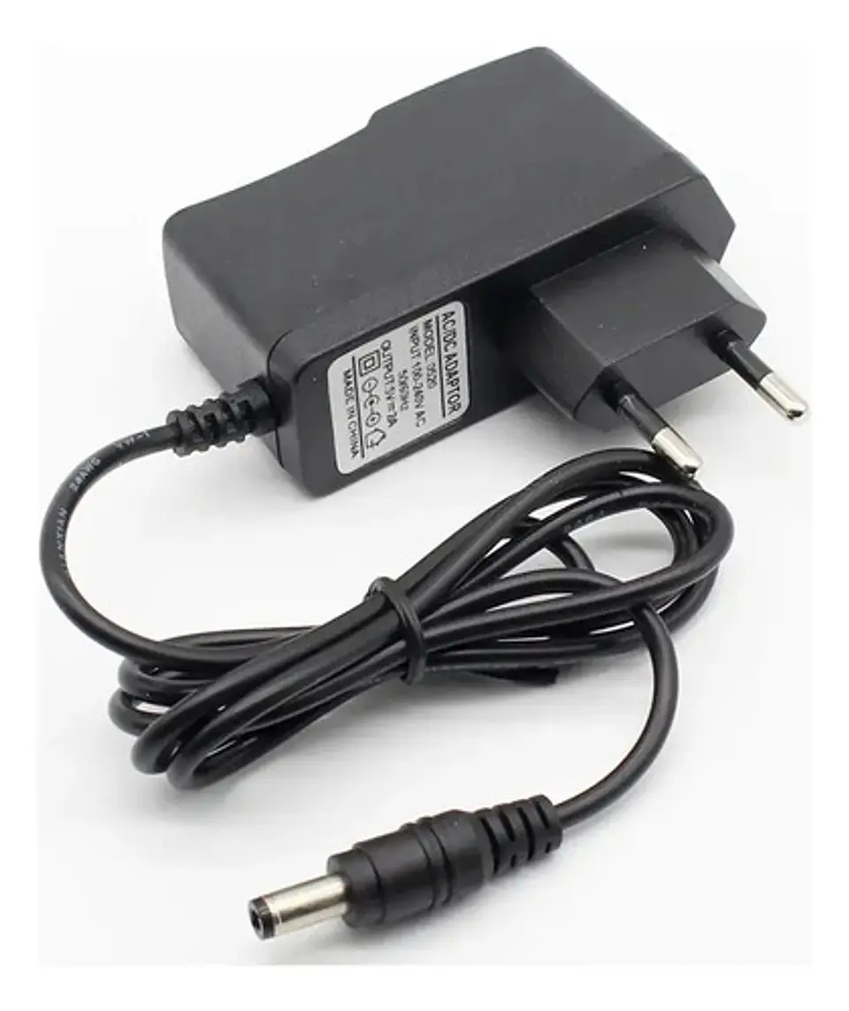 Cargador Fuente de Alimentación 5V 2A Conector 5.5x2.5mm 3
