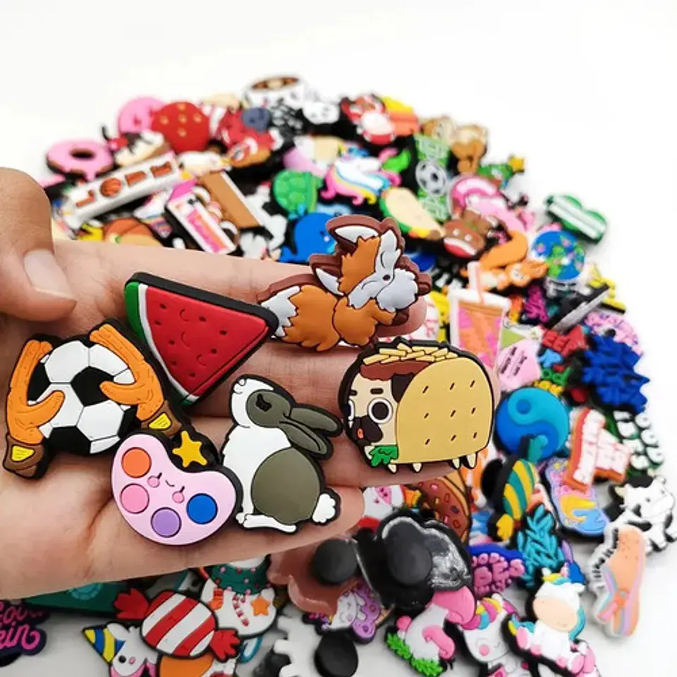 Pack 50 Charms Compatibles con Crocs Sorpresa Aleatorios 7