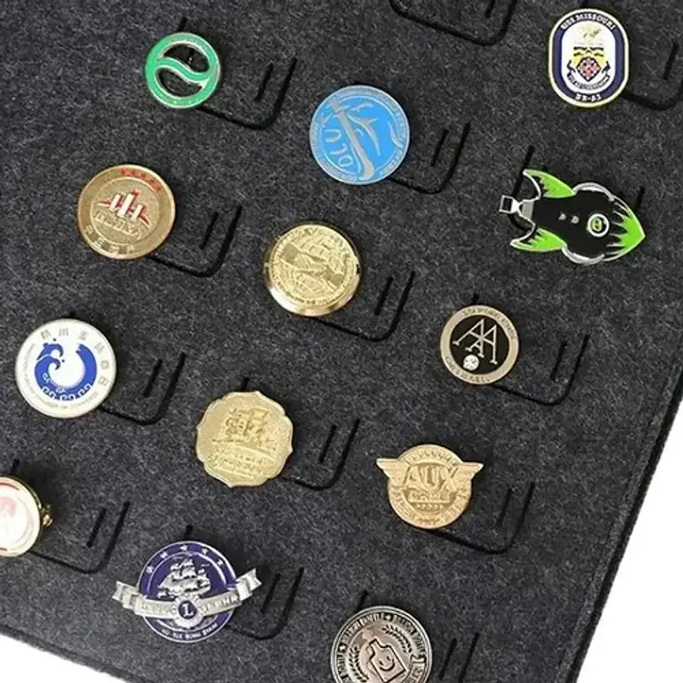 Organizador para Pins Metalicos Exhibidor Fieltro Tipo Libro 4