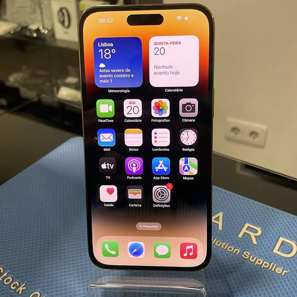 iphone 14 pro max  128gb Gold 2