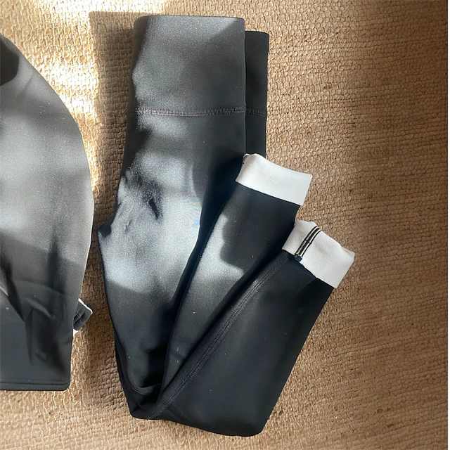 NUEVO Outfit Kala Rayas Negro (Polerón + leggings )
