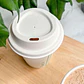 Tapa Blanca Vaso de Café 12/16 oz - Compostable (Bagazo) - Miniatura 2
