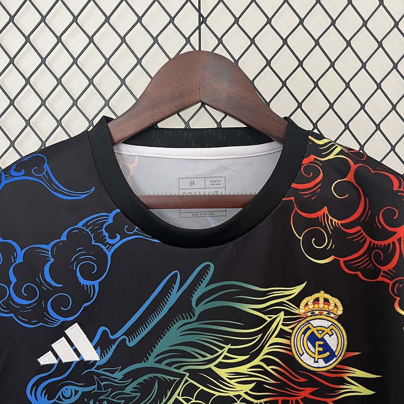 Real Madrid Edición Especial 24/25 3