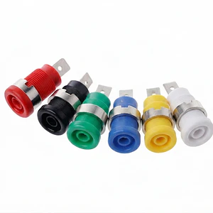 Conector Banana Aislado Blanco 4mm Hembra con Tuerca