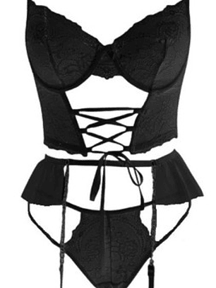 Conjunto De Lencería Con Encaje Y Cadenas