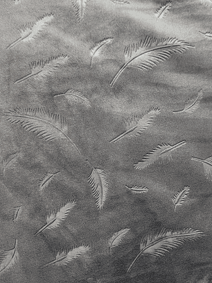 Funda con relieve diseño de hojas super suave - MARRON P5