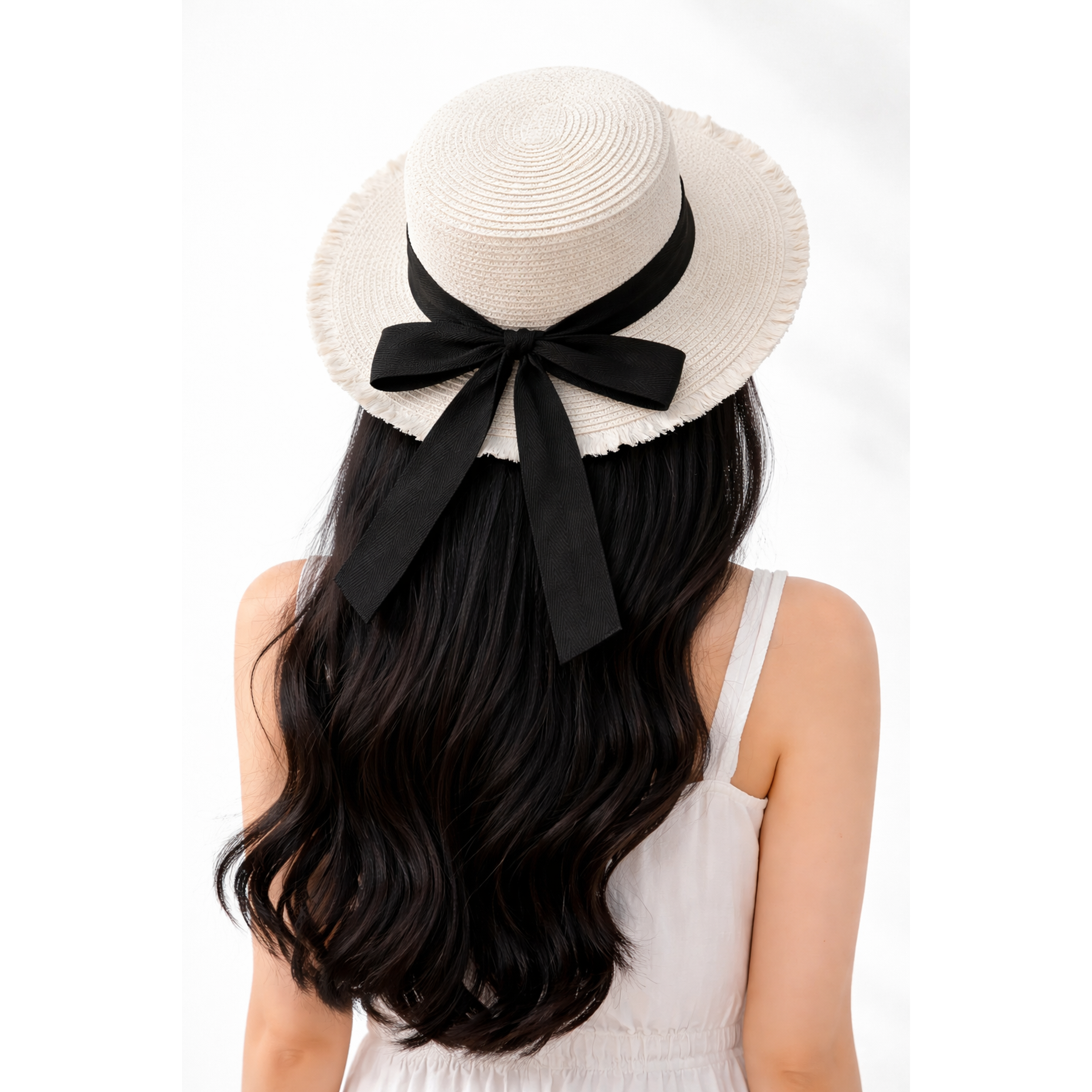 SOMBRERO CON CINTA NEGRA ELEGANTE 1