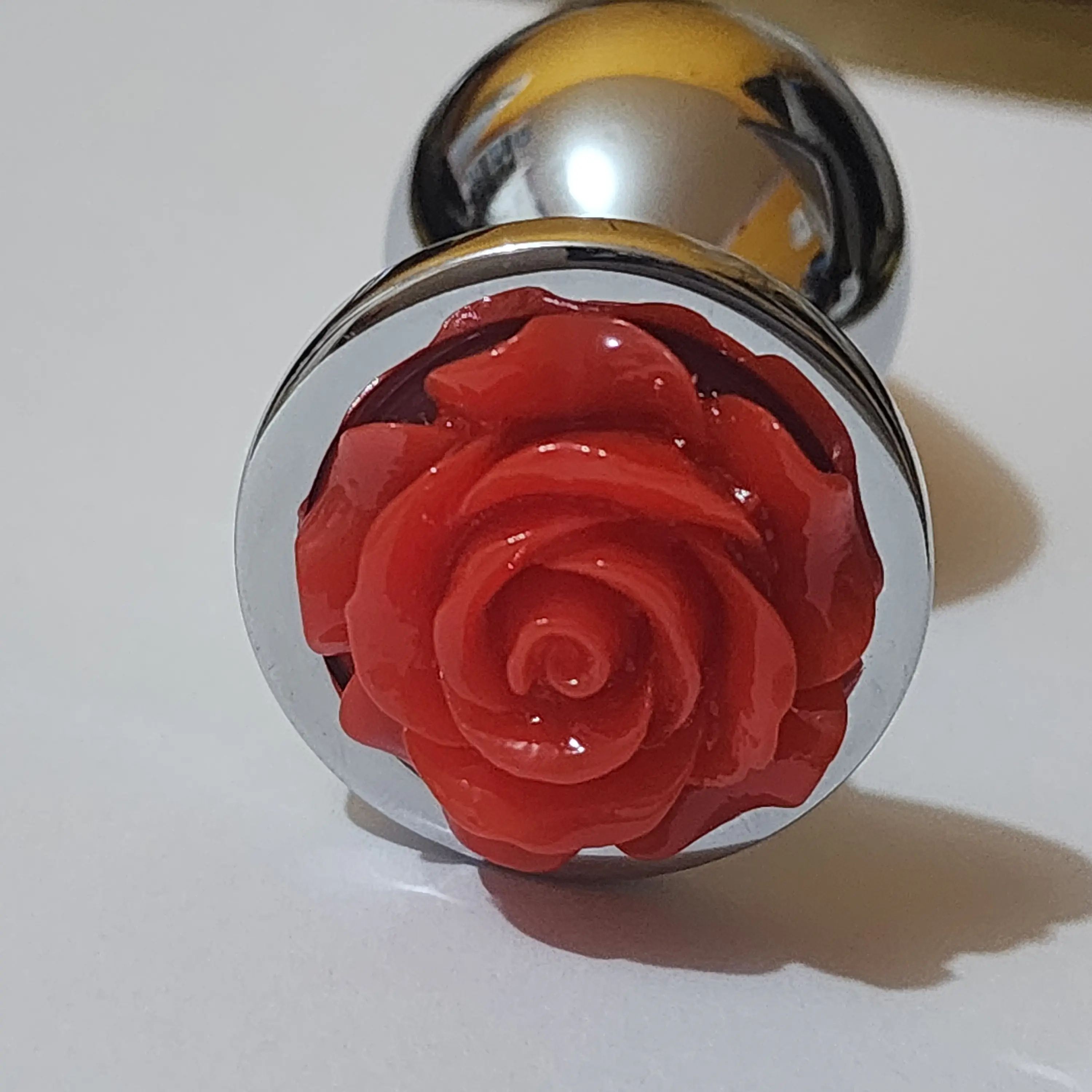 Plug de metal dije rosa roja talla M - 85x35 mm 2
