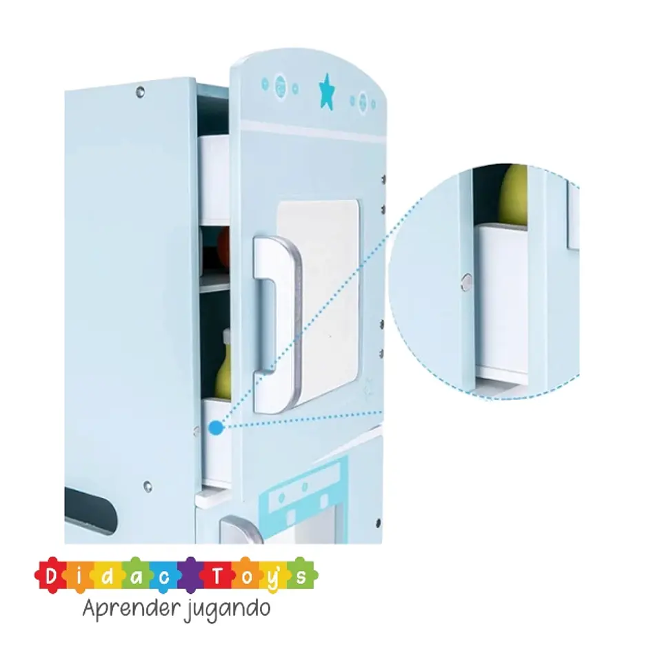 Refrigerador infantil de madera  5