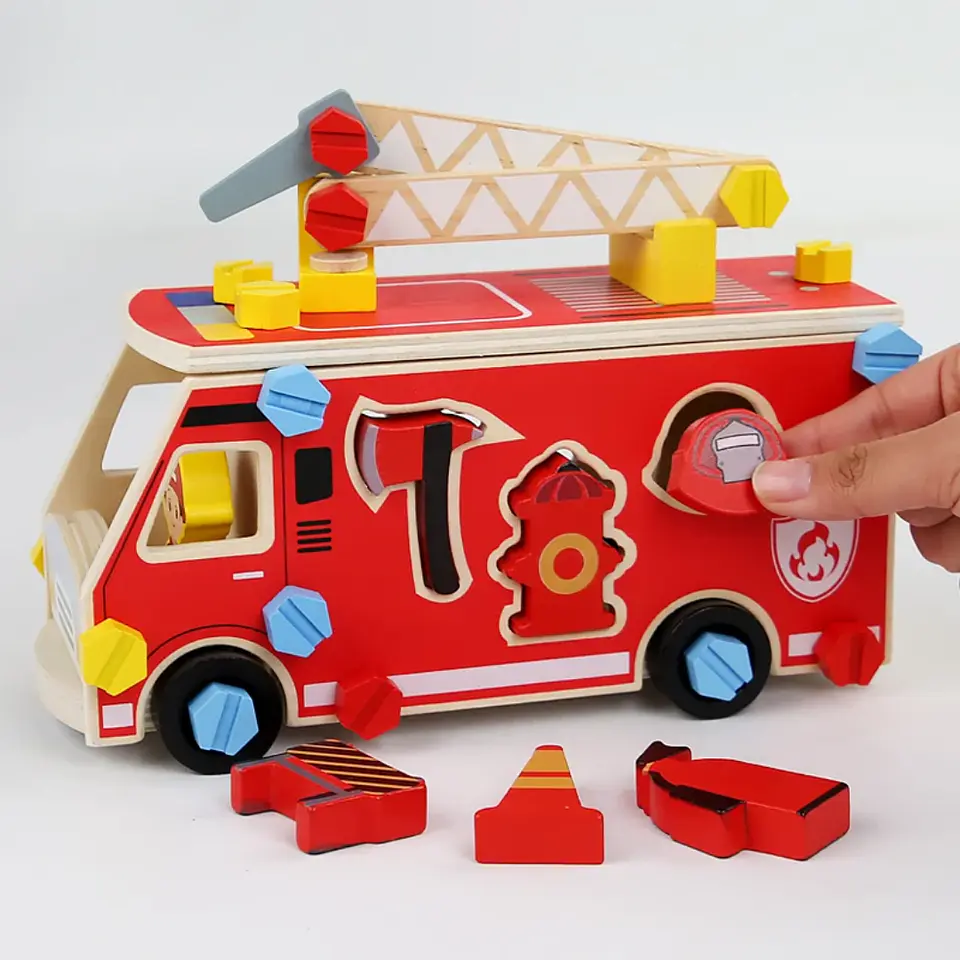 Carro de bomberos armable con figuras 3