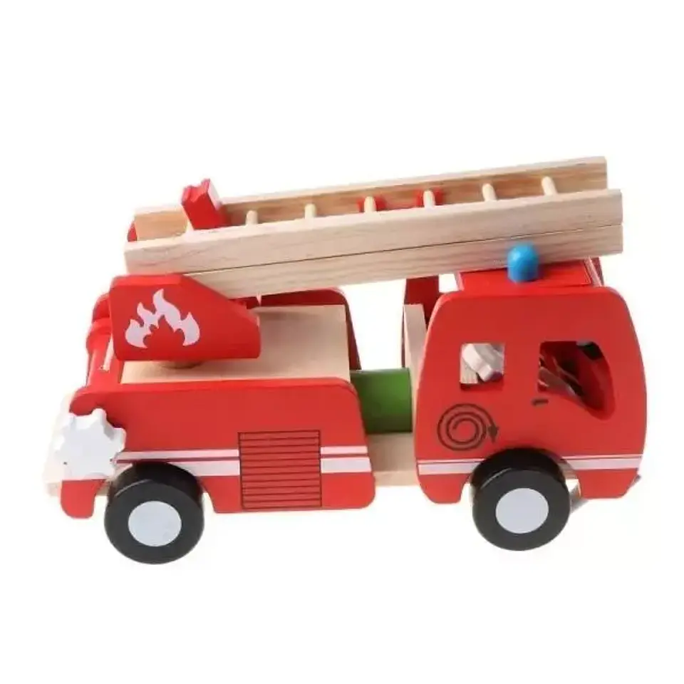 Carro de bomberos de madera  7