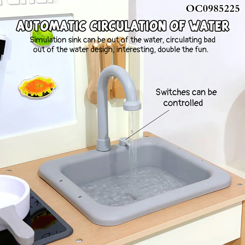 Cocina blanca con flujo de agua  3