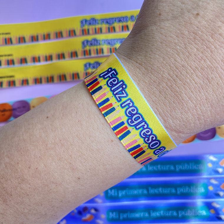 Set de Pulseras Feliz regreso a clases 2