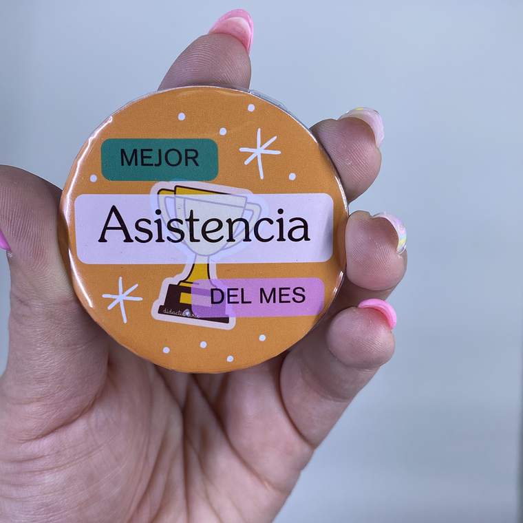 Set de chapitas Mejor Asistencia del mes. Modelo 2 1