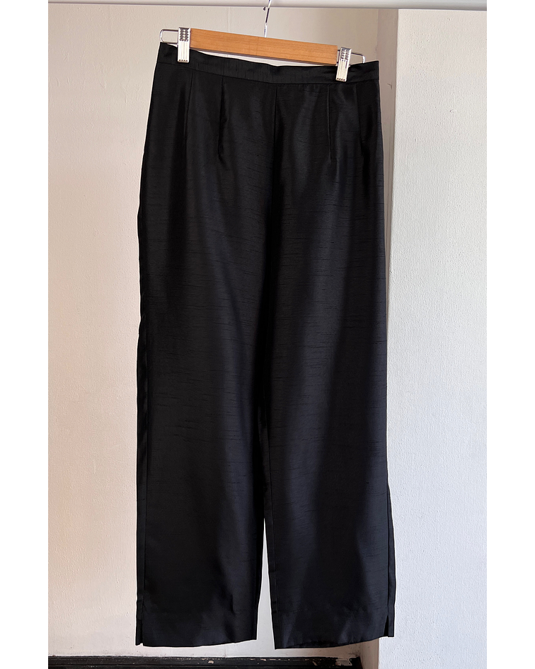 Pantalón de tela negro