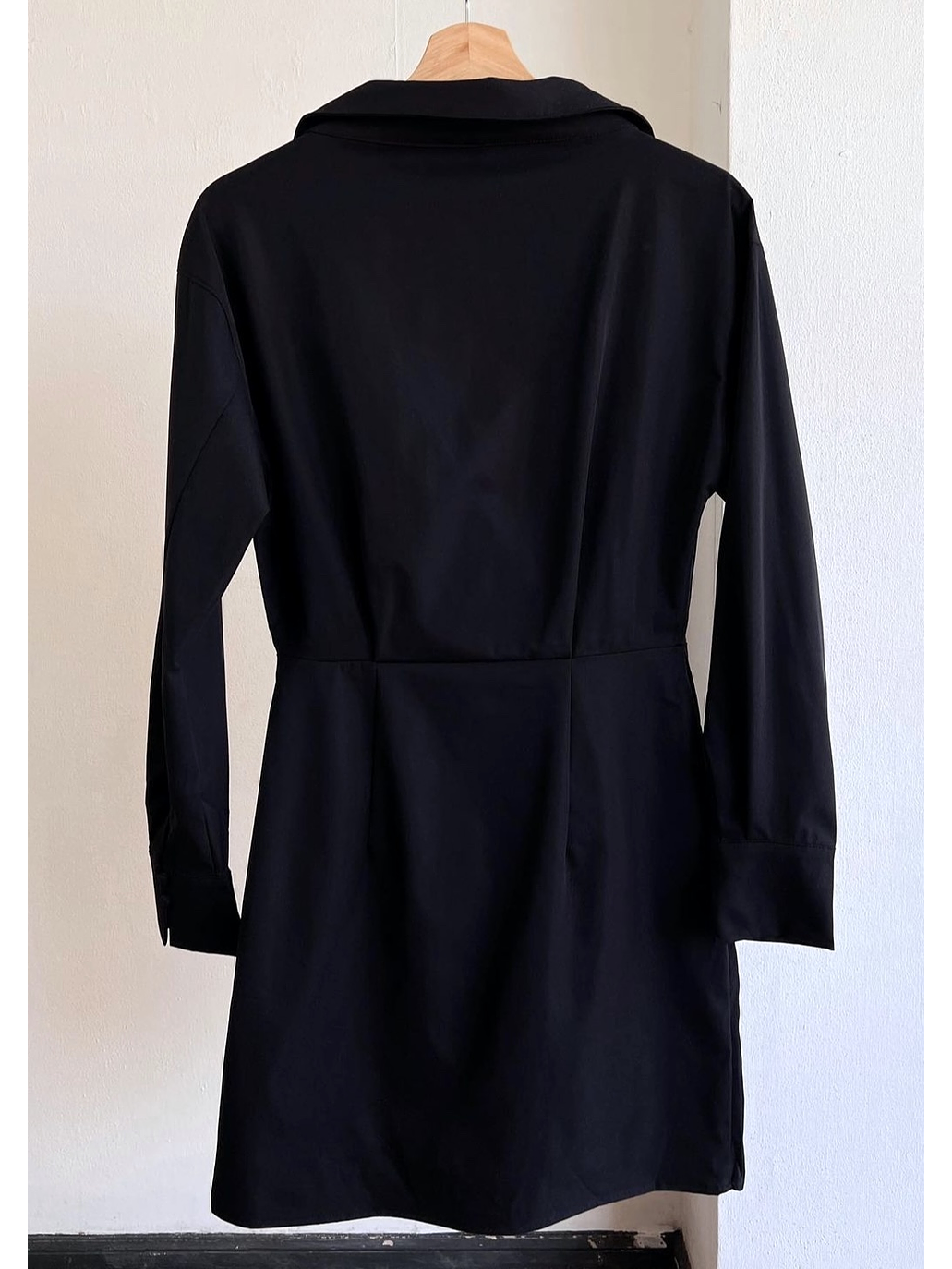 Vestido cruzado negro  4