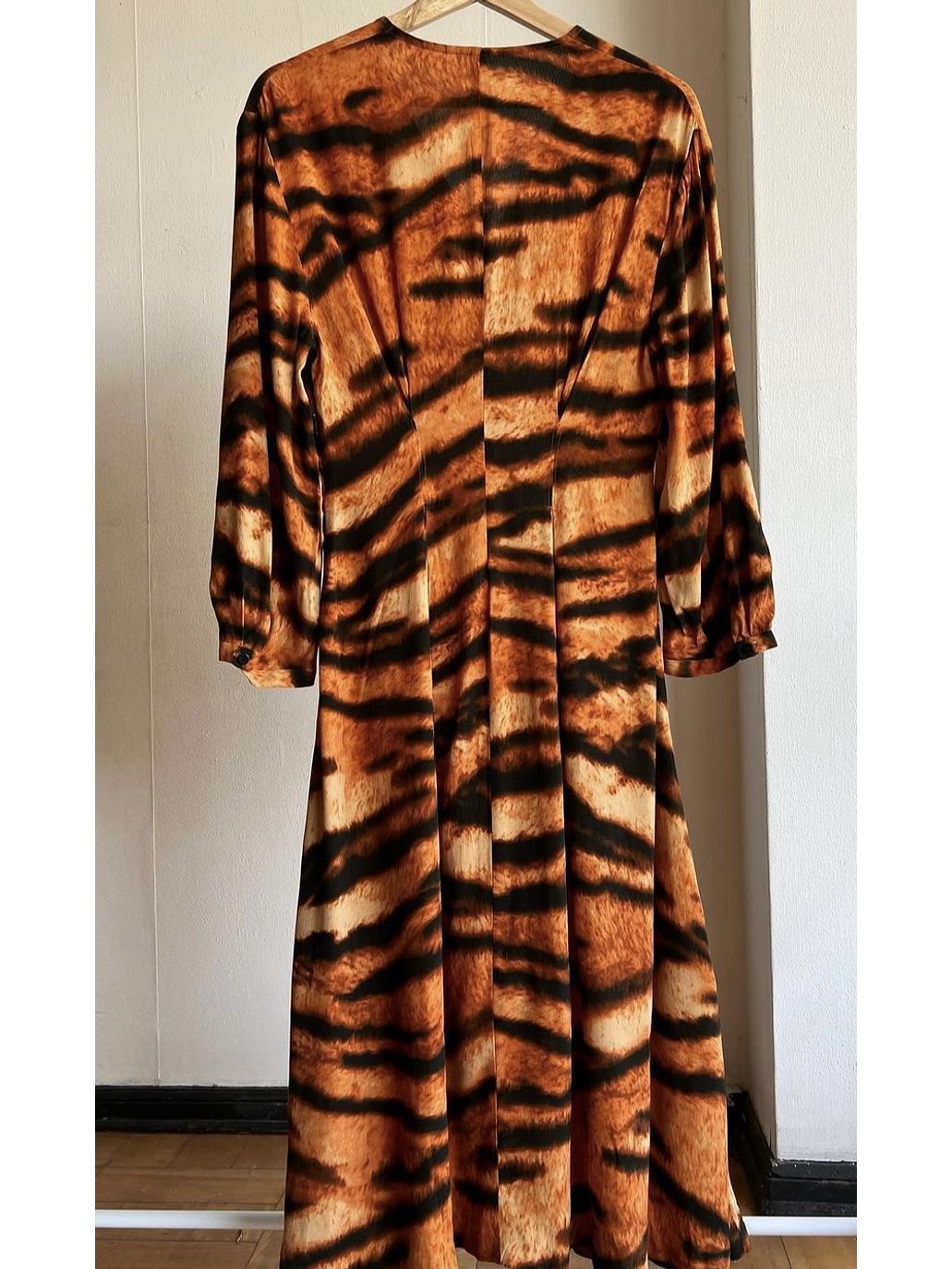 Vestido midi animal print 3