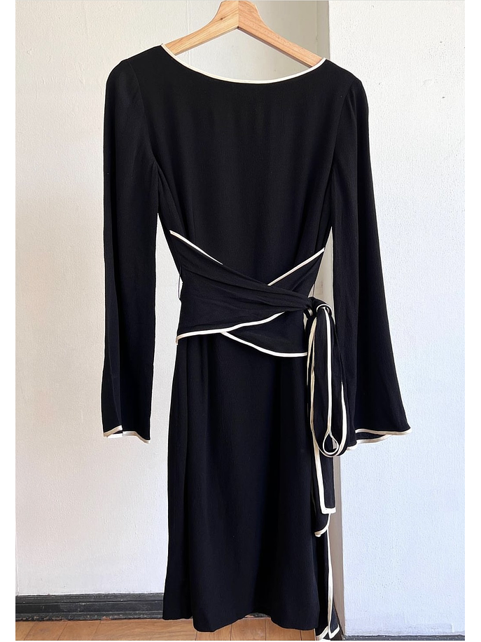 Vestido vintage negro amarra 1