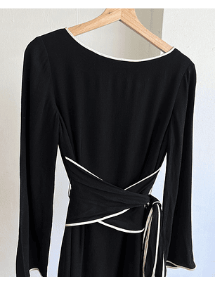 Vestido vintage negro amarra