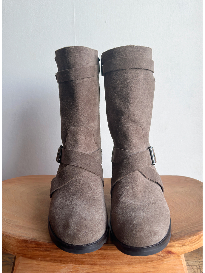 Botas de gamuza café 3