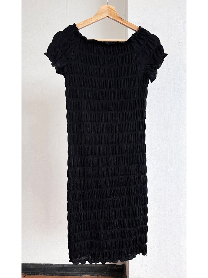 Vestido negro elasticado  1
