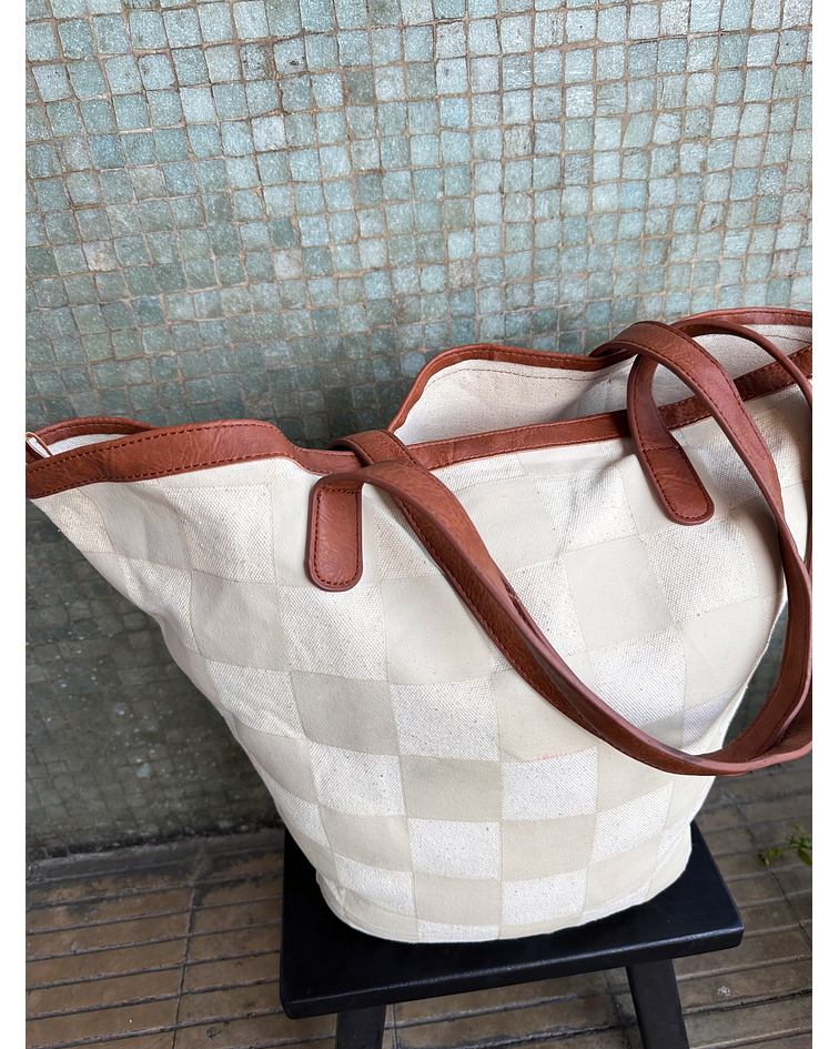 Bolso tote beige 