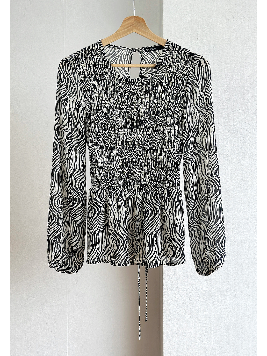 Blusa animal print elasticada  1