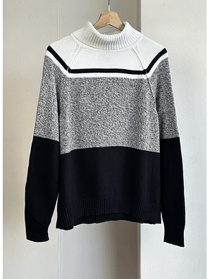 Suéter franjas cuello 