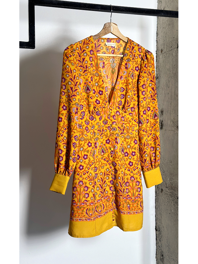 Vestido floreado escotado 1