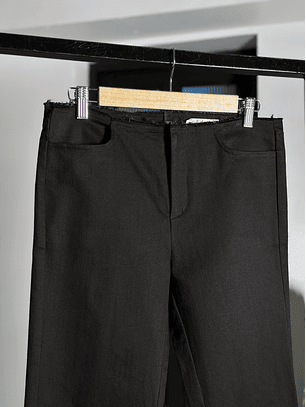 Jeans negro tiro bajo 