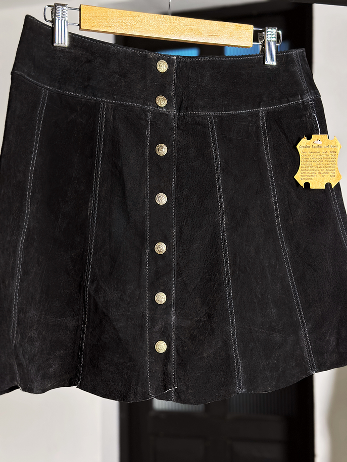 Falda gamuza negra  2