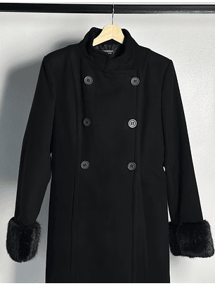 Abrigo negro militar 