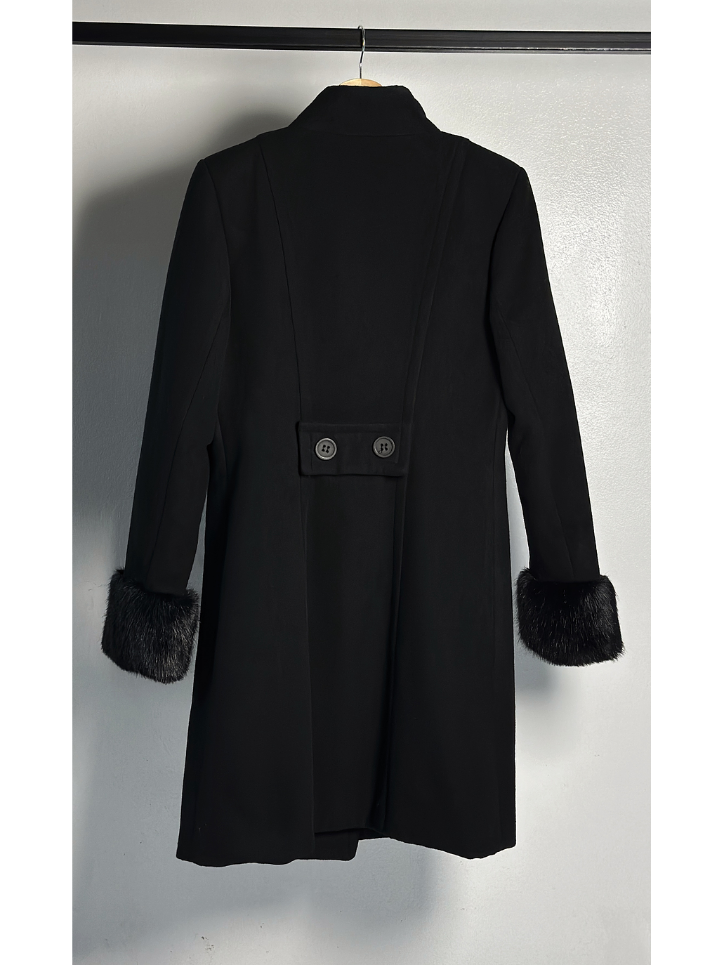 Abrigo negro militar  3