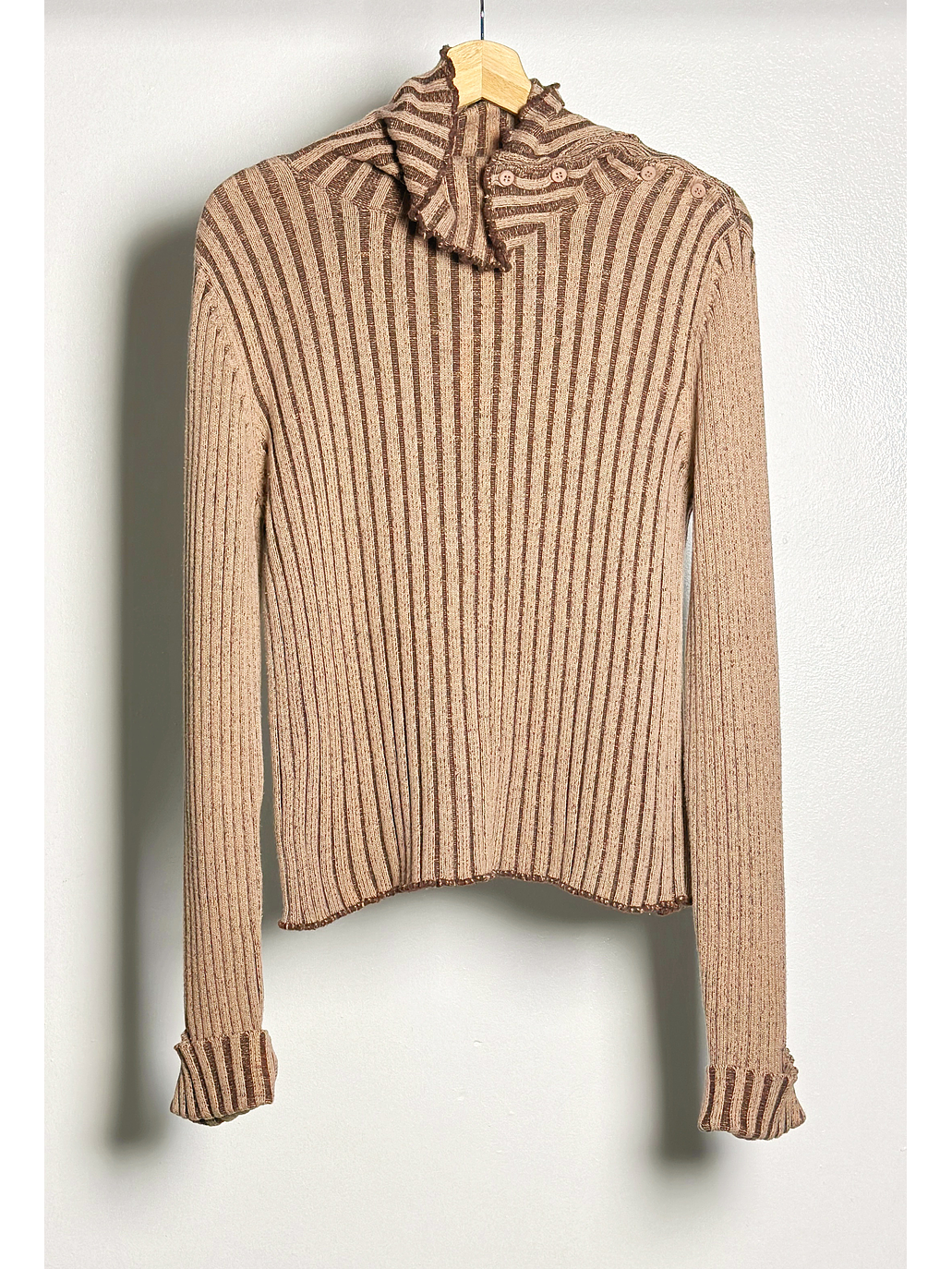 Chaleco café acanalado 1