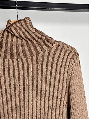 Chaleco café acanalado