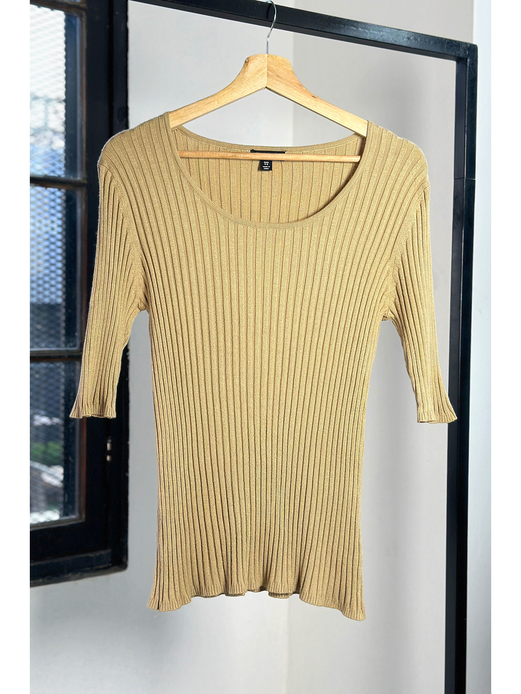 Top beige acanalado  1