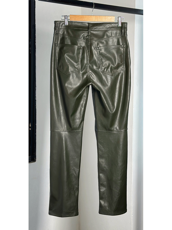 Pantalón cuerina verde  3