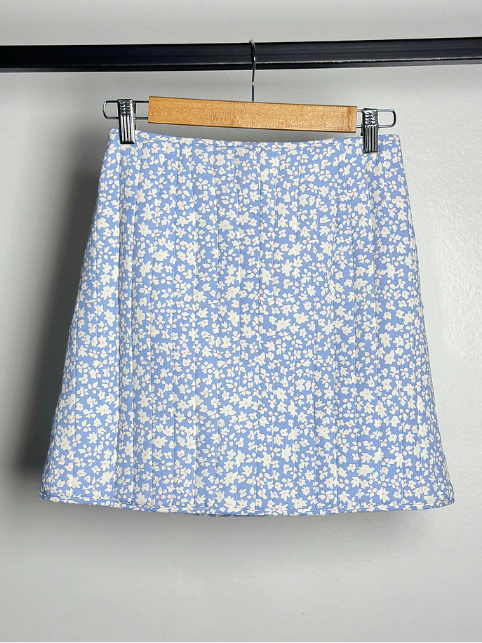 Falda floreada acolchada 4