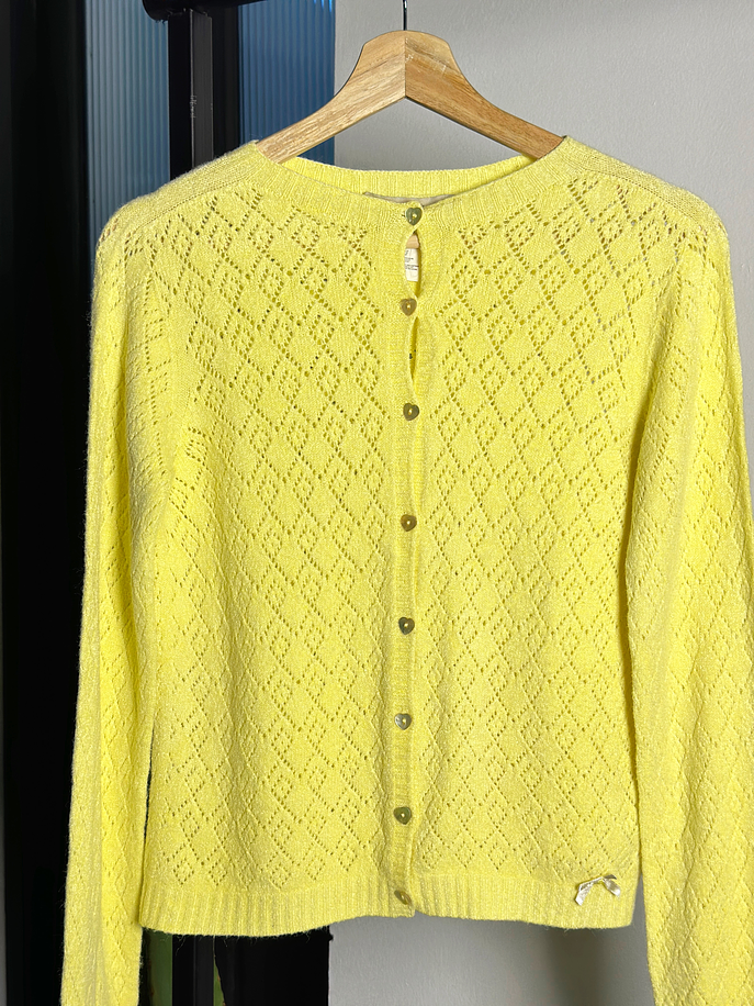 Cardigan amarillo calado 2