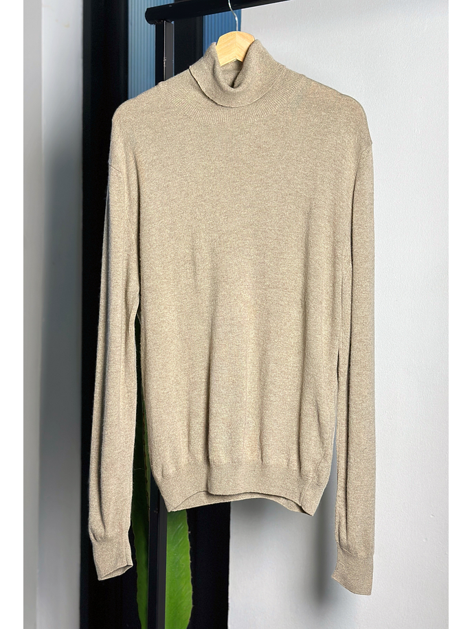 Suéter beige cuello  1