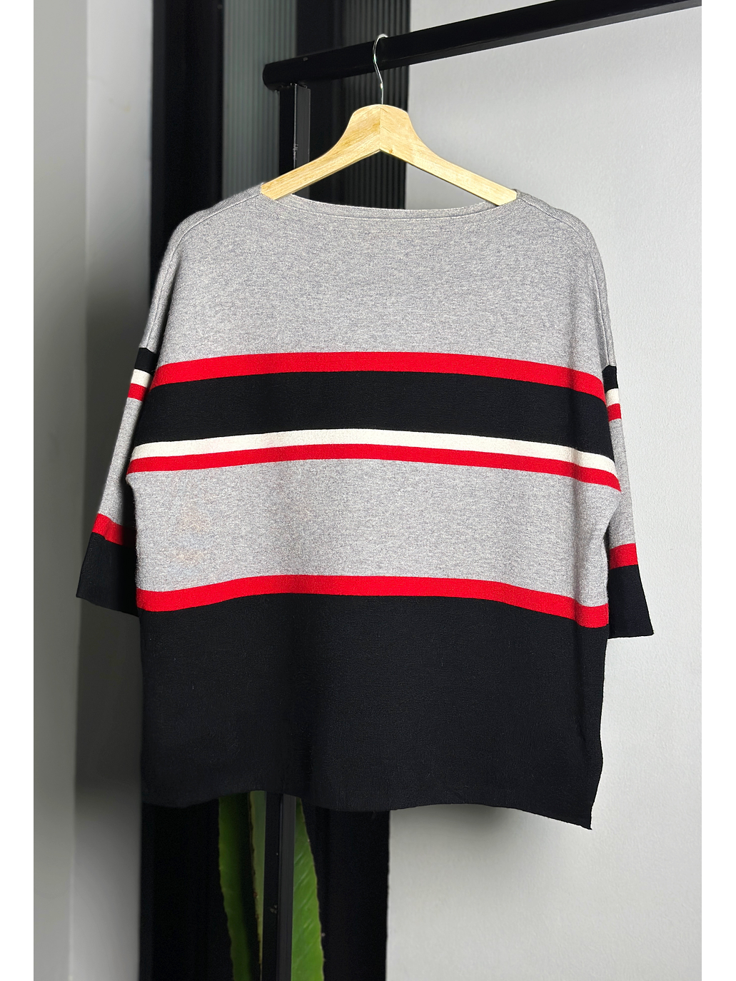 Polera de punto oversize  4