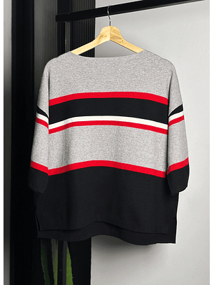 Polera de punto oversize 