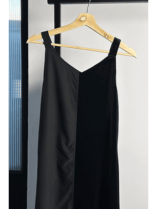 Vestido negro doble textura 