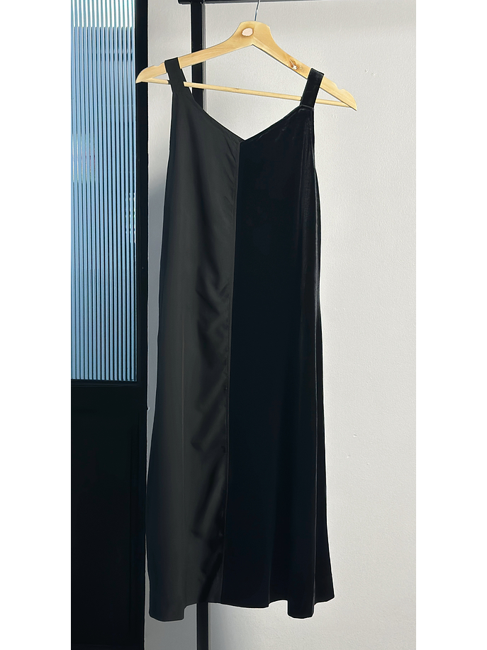 Vestido negro doble textura  1