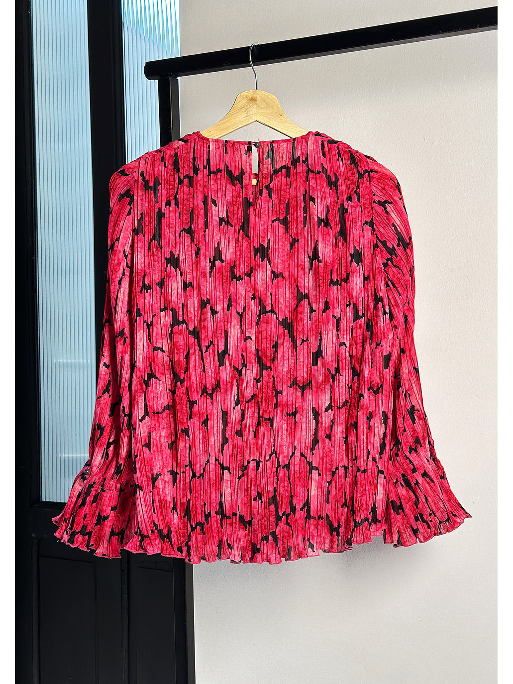 Blusa floreada plisada 4