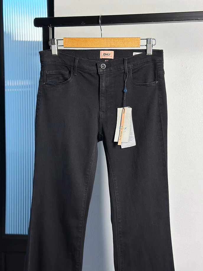 Jeans negro flare 2