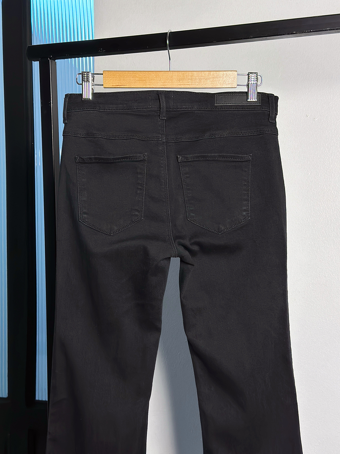 Jeans negro flare 4